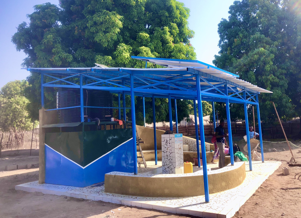 Pozzo profondo di Kenwal in Senegal by Balouo Salo - Raoul Vecchio